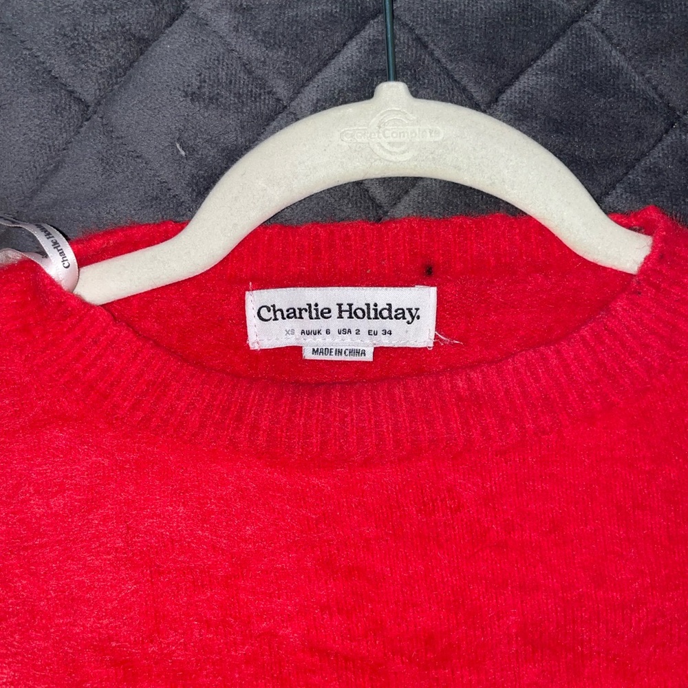 Cropped sweater - Picture 2 of 2